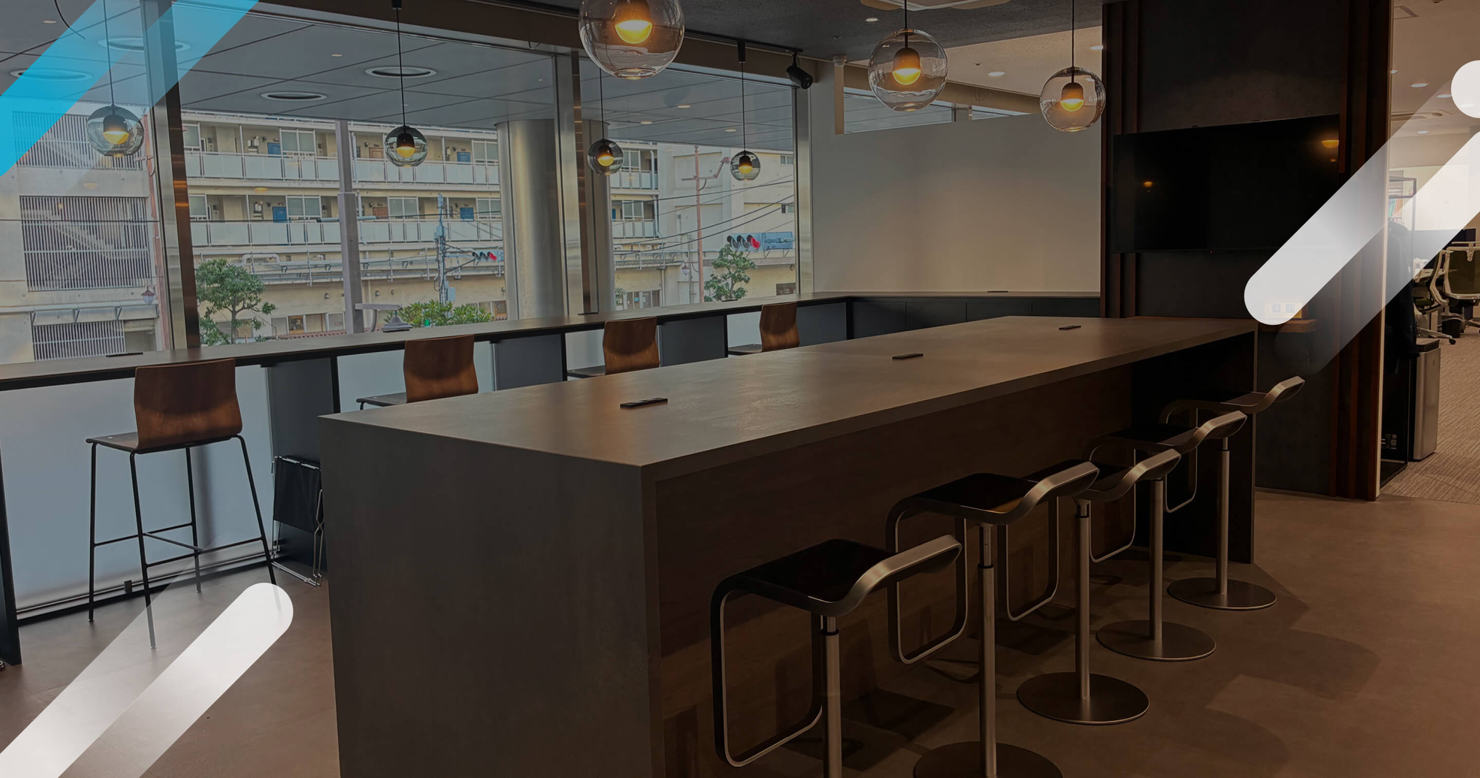 メインビュースライド